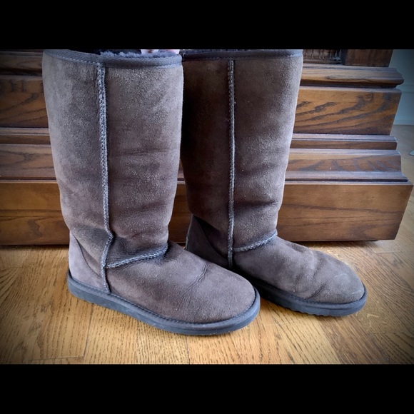 UGG Australia Classic Tall boot - Picture 6 of 9